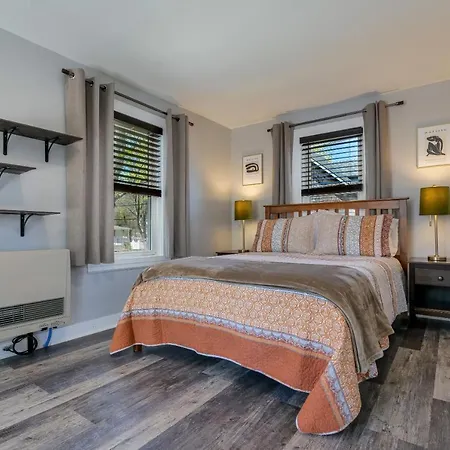 Cozy 1 Bedroom In The Center Of Bh! Inspiration Point